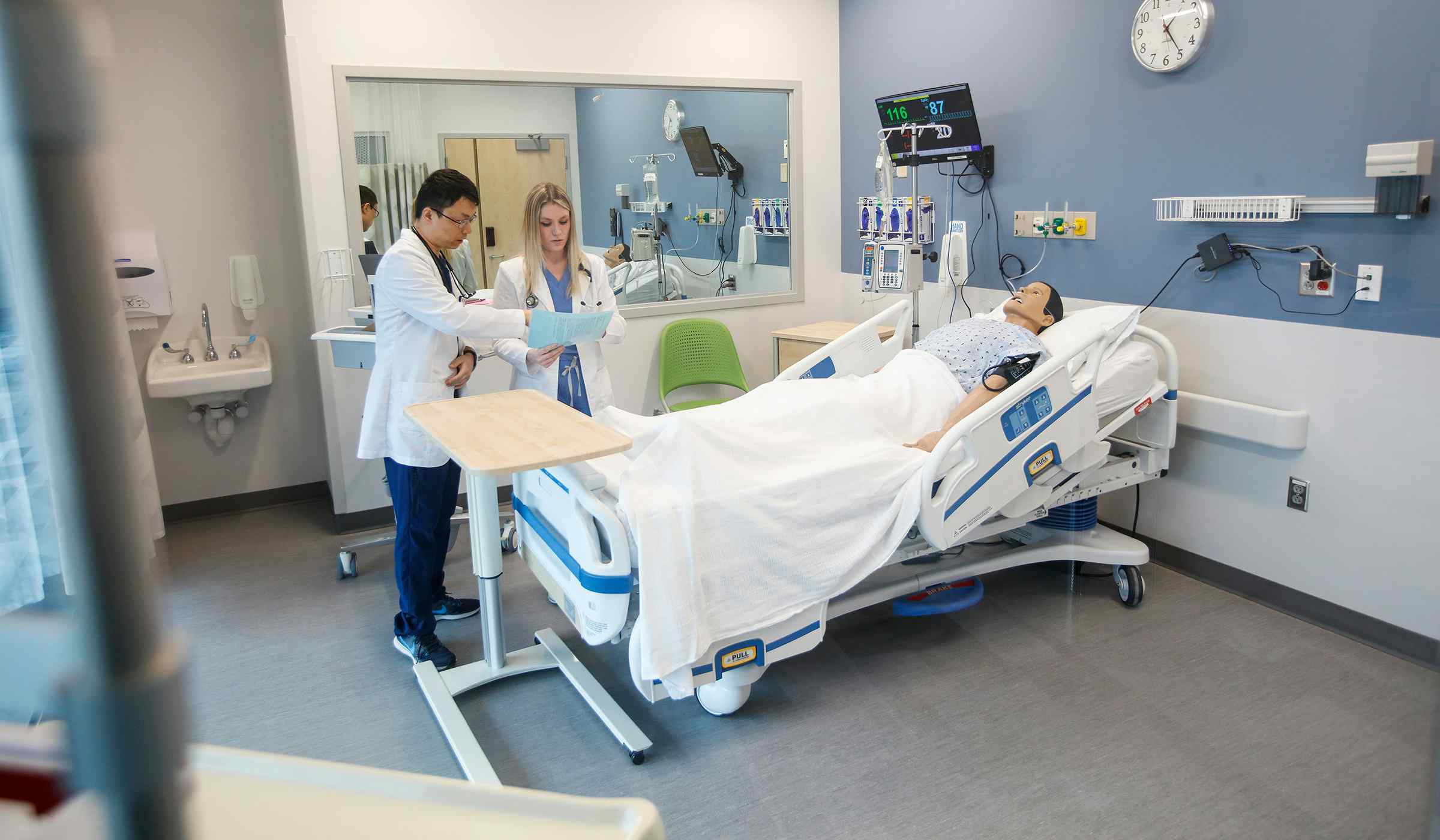 Accelerated Master's in Nursing students in simulation lab
