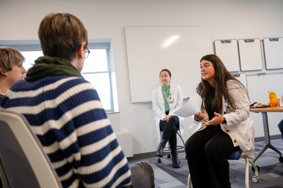 Student in simulation scenario with standardized patients