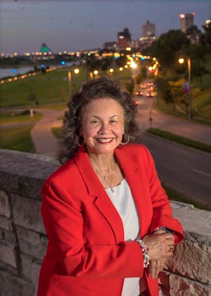 Evelyn Collins